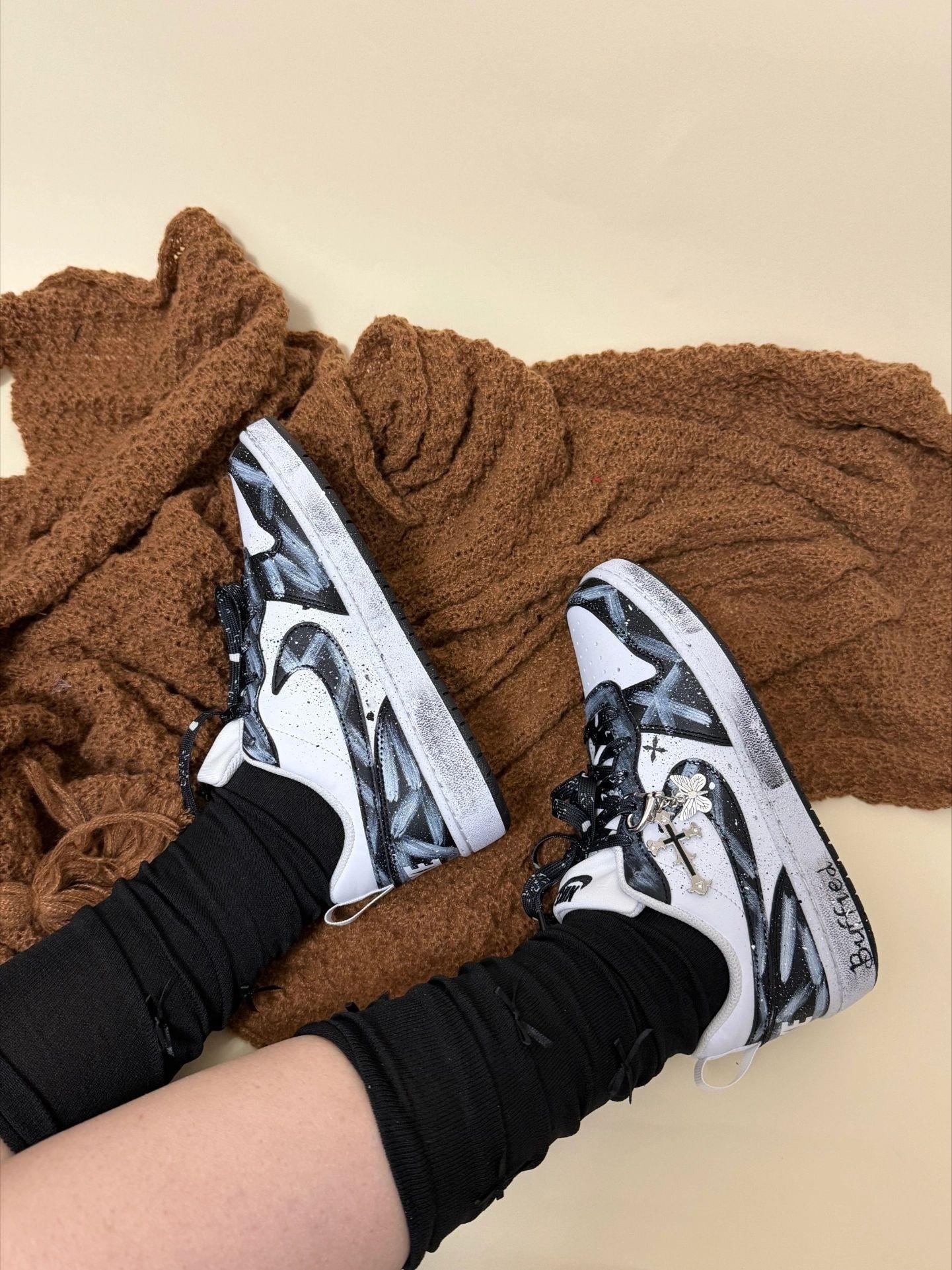 这双定制水墨风Nike鞋真的挖到宝了!